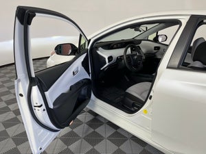 2019 Toyota Prius LE